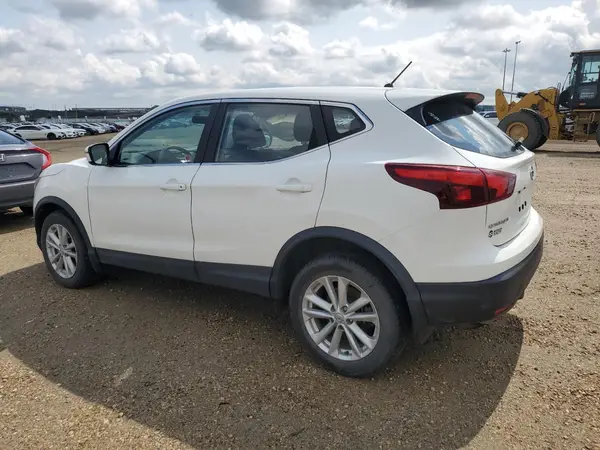 JN1BJ1CR9JW286499 2018 NISSAN ROGUE - Image 2