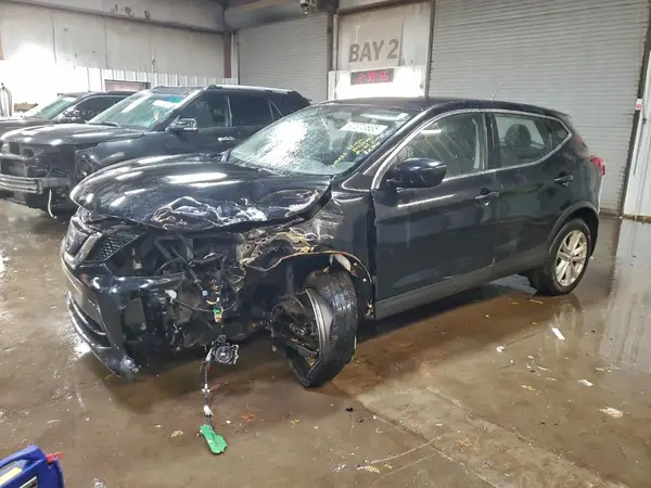 JN1BJ1CR9JW290780 2018 NISSAN ROGUE - Image 1