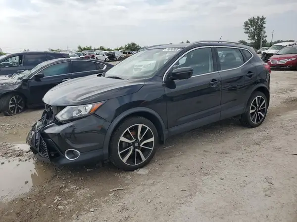 JN1BJ1CR9JW293565 2018 NISSAN ROGUE - Image 1