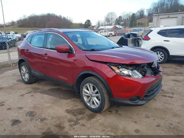JN1BJ1CR9KW332561 2019 NISSAN ROGUE - Image 1