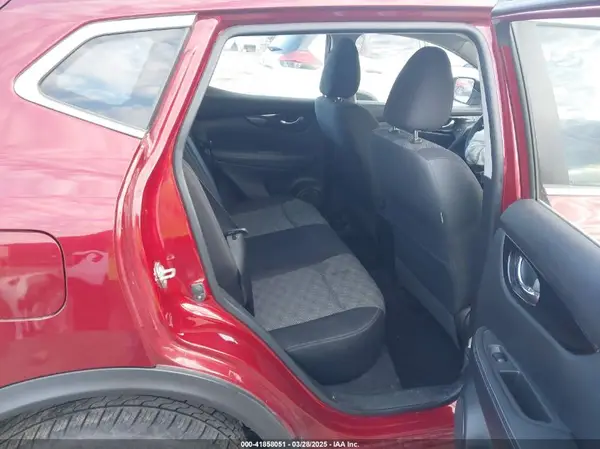 JN1BJ1CR9KW332561 2019 NISSAN ROGUE - Image 8