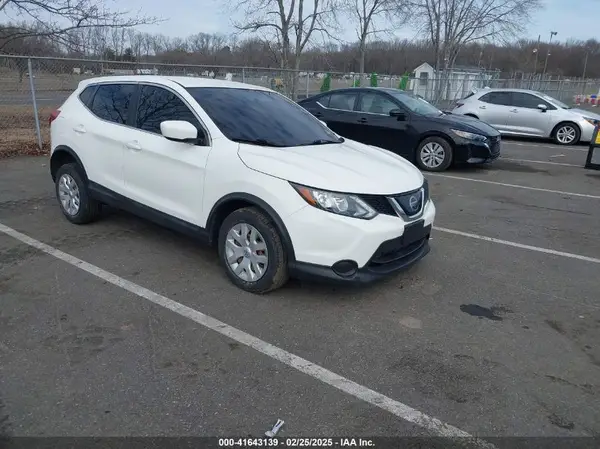 JN1BJ1CR9KW338201 2019 NISSAN ROGUE - Image 1