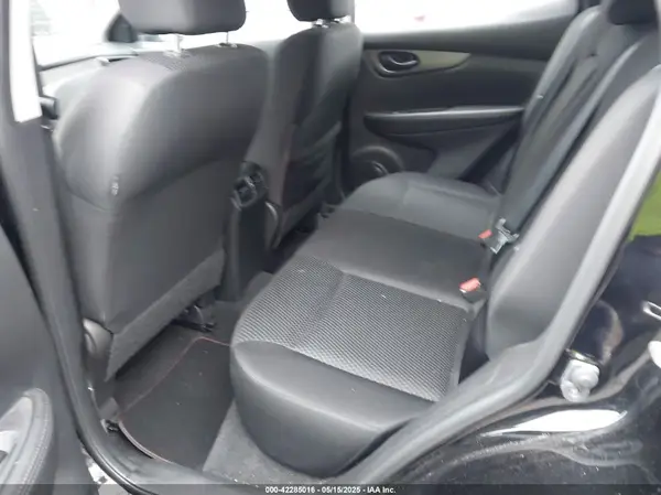 JN1BJ1CR9KW628552 2019 NISSAN ROGUE - Image 8