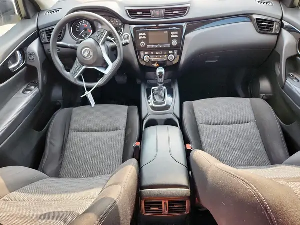 JN1BJ1CRXHW108062 2017 NISSAN ROGUE - Image 8