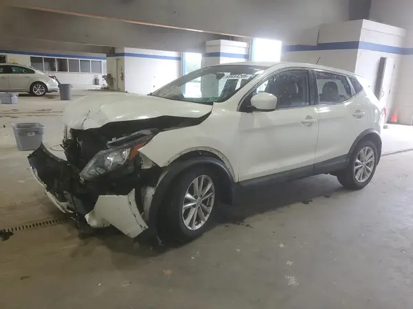 JN1BJ1CRXHW112919 2017 NISSAN ROGUE - Image 1