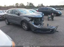 JN1BJ1CRXHW114976 2017 NISSAN ROGUE