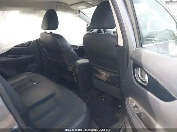 JN1BJ1CRXHW120874 2017 NISSAN ROGUE - Image 8