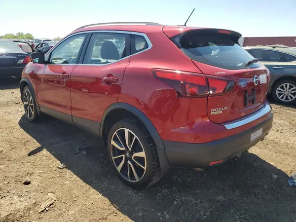 JN1BJ1CRXHW125914 2017 NISSAN ROGUE - Image 2