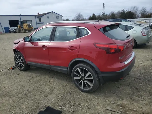 JN1BJ1CRXHW128795 2017 NISSAN ROGUE - Image 2