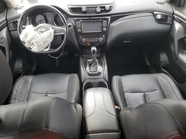 JN1BJ1CRXHW128795 2017 NISSAN ROGUE - Image 8