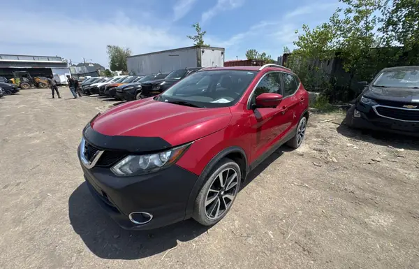 JN1BJ1CRXHW129770 2017 NISSAN ROGUE - Image 2