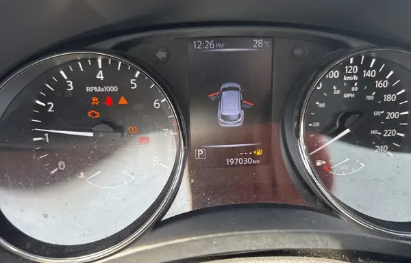 JN1BJ1CRXHW129770 2017 NISSAN ROGUE - Image 8
