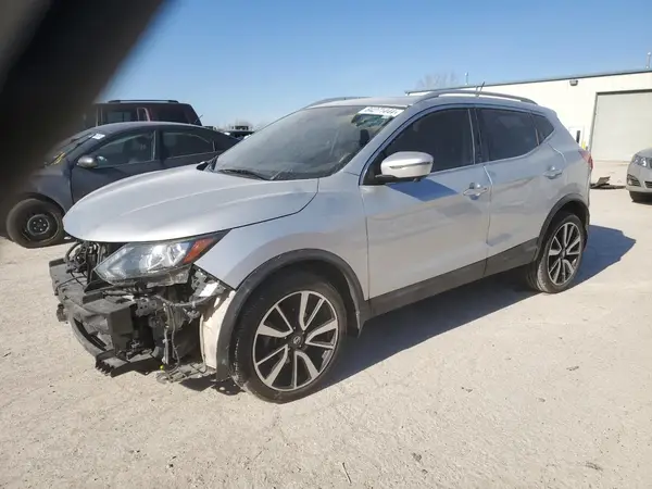 JN1BJ1CRXHW132720 2017 NISSAN ROGUE - Image 1
