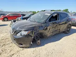 JN1BJ1CRXJW205607 2018 NISSAN ROGUE