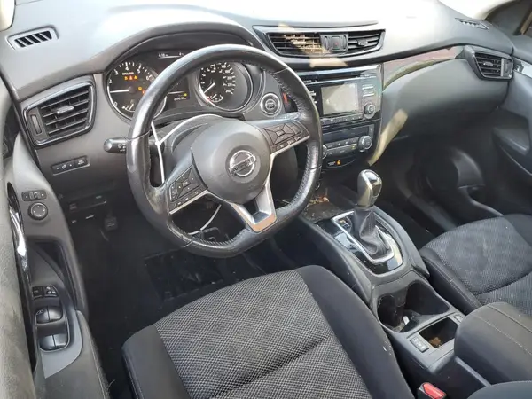 JN1BJ1CRXJW206904 2018 NISSAN ROGUE - Image 8