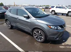 JN1BJ1CRXJW207907 2018 NISSAN ROGUE
