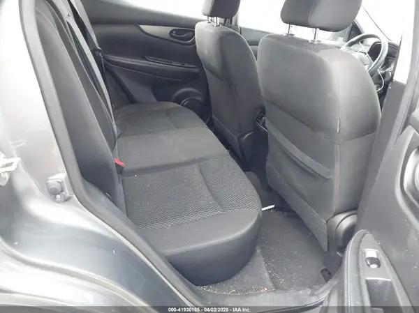 JN1BJ1CRXJW251938 2018 NISSAN ROGUE - Image 8
