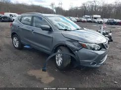JN1BJ1CRXJW252006 2018 NISSAN ROGUE