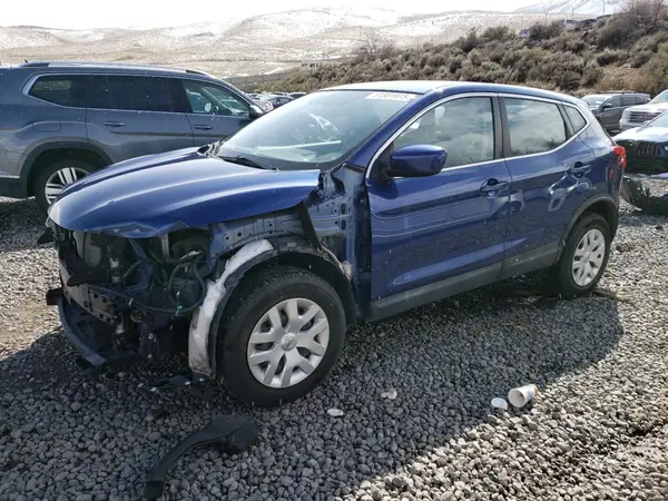 JN1BJ1CRXJW257268 2018 NISSAN ROGUE - Image 1