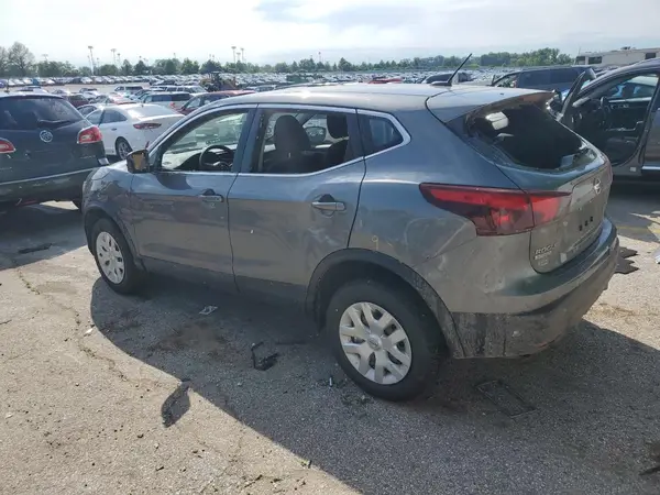 JN1BJ1CRXJW259070 2018 NISSAN ROGUE - Image 2