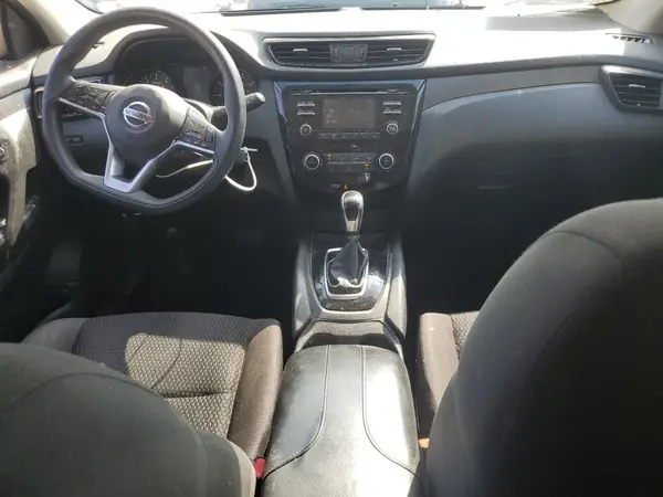 JN1BJ1CRXJW259070 2018 NISSAN ROGUE - Image 8
