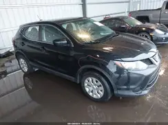 JN1BJ1CRXJW260459 2018 NISSAN ROGUE