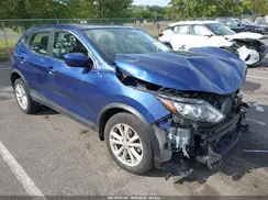 JN1BJ1CRXJW267279 2018 NISSAN ROGUE