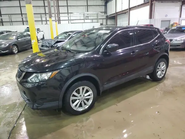 JN1BJ1CRXJW267329 2018 NISSAN ROGUE - Image 1