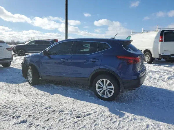 JN1BJ1CRXJW283921 2018 NISSAN ROGUE - Image 2