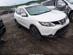 JN1BJ1CRXJW285216 2018 NISSAN ROGUE