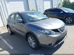 JN1BJ1CRXJW285684 2018 NISSAN ROGUE