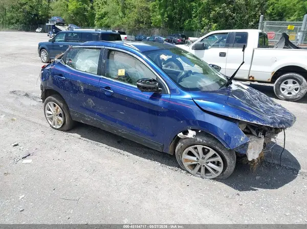 JN1BJ1CRXJW287029 2018 NISSAN ROGUE - Image 1