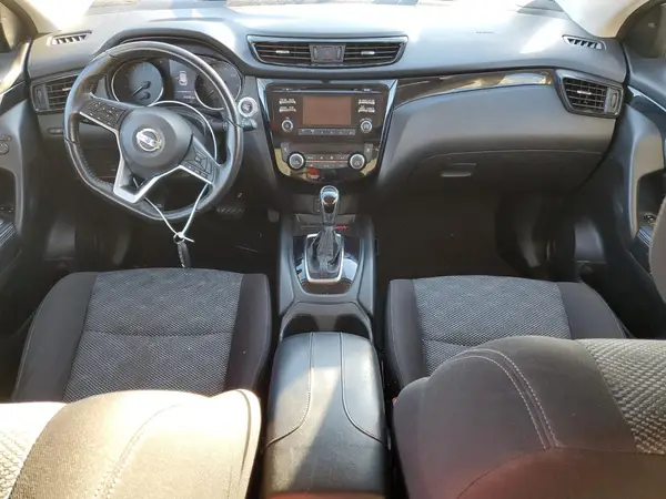 JN1BJ1CRXJW287127 2018 NISSAN ROGUE - Image 8