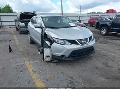 JN1BJ1CRXJW290206 2018 NISSAN ROGUE
