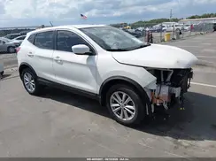 JN1BJ1CRXJW291808 2018 NISSAN ROGUE