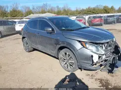 JN1BJ1CRXJW294188 2018 NISSAN ROGUE