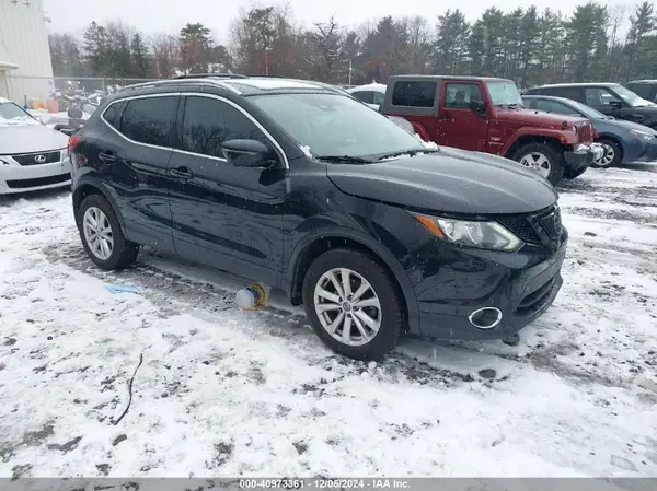 JN1BJ1CRXKW323223 2019 NISSAN ROGUE - Image 1