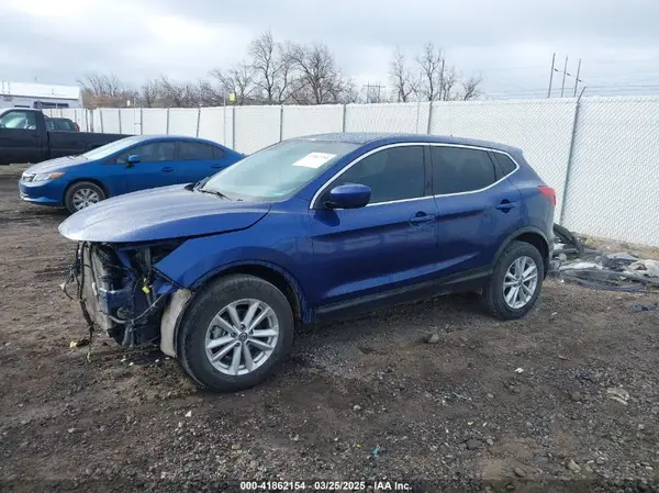 JN1BJ1CRXKW329538 2019 NISSAN ROGUE - Image 2