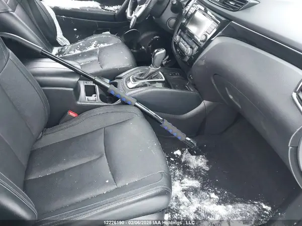 JN1BJ1CRXKW332861 2019 NISSAN ROGUE - Image 8
