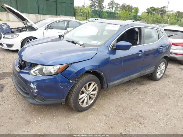 JN1BJ1CRXKW333511 2019 NISSAN ROGUE - Image 2