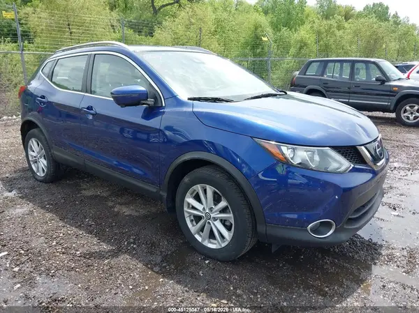 JN1BJ1CRXKW352432 2019 NISSAN ROGUE - Image 1