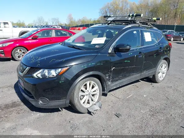 JN1BJ1CRXKW622324 2019 NISSAN ROGUE - Image 2