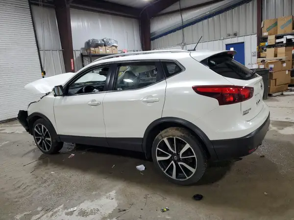 JN1BJ1CRXKW622341 2019 NISSAN ROGUE - Image 2