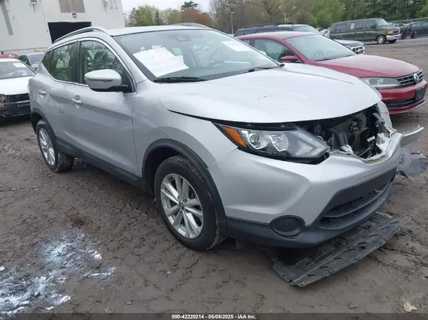 JN1BJ1CRXKW624199 2019 NISSAN ROGUE - Image 1