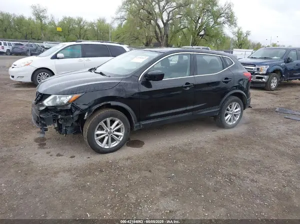 JN1BJ1CRXKW625059 2019 NISSAN ROGUE - Image 2