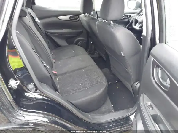JN1BJ1CRXKW625059 2019 NISSAN ROGUE - Image 8