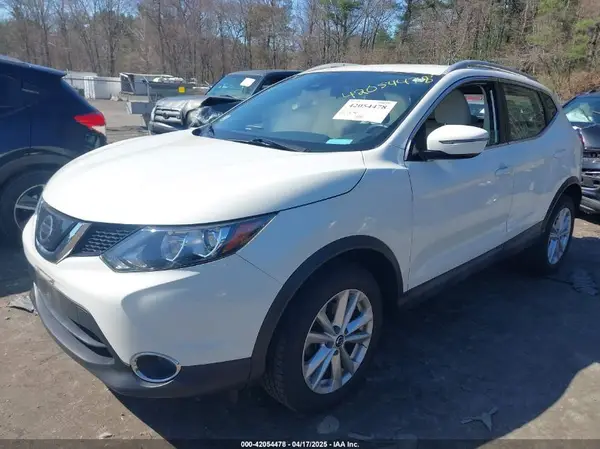 JN1BJ1CRXKW626633 2019 NISSAN ROGUE - Image 2