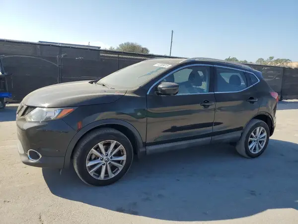 JN1BJ1CRXKW628625 2019 NISSAN ROGUE - Image 1
