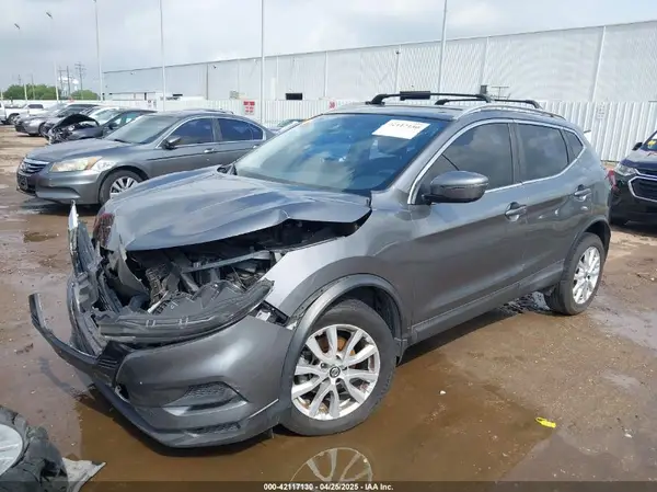 JN1BJ1CV0LW252340 2020 NISSAN ROGUE - Image 2