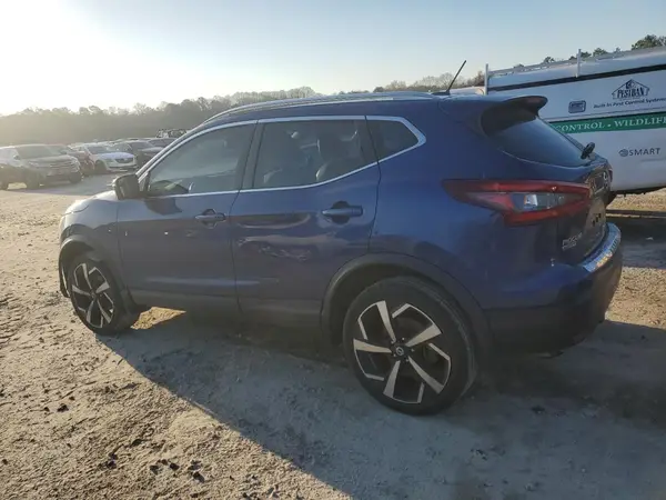 JN1BJ1CV0LW265170 2020 NISSAN ROGUE - Image 2